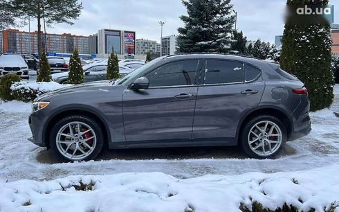 Alfa Romeo Stelvio 2017 - фото 4