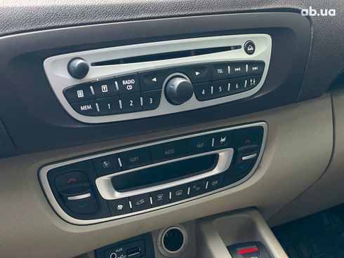 Renault Megane 2011 коричневый - фото 19