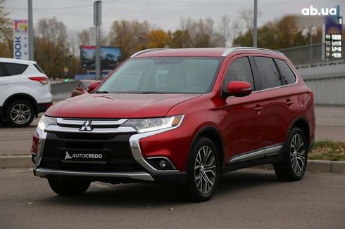 Mitsubishi Outlander 2017 - фото 3