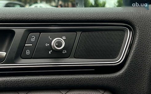 Volkswagen Touareg 2018 - фото 27