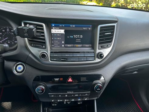 Hyundai Tucson 2018 черный - фото 15