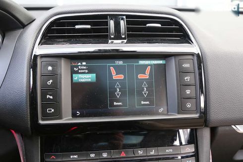 Jaguar F-Pace 2017 - фото 19