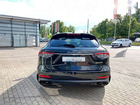 Maserati Levante 2022 - фото 8
