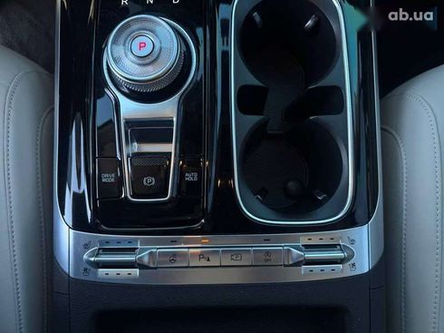 Kia Carnival 2023 - фото 23