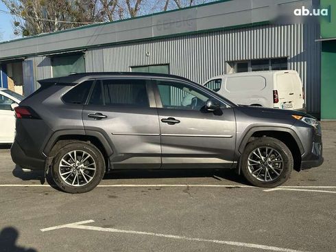 Toyota RAV4 2019 - фото 4