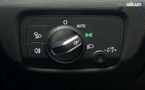 Audi A3 2018 - фото 19