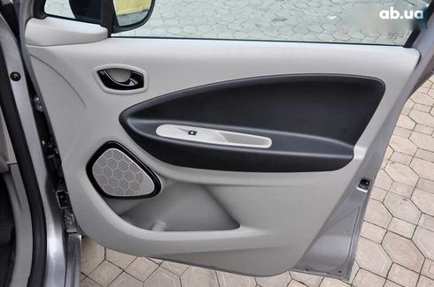 Renault Zoe 2015 - фото 26