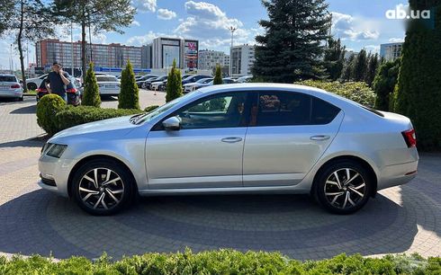 Skoda Octavia 2017 - фото 4