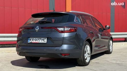Renault Megane 2017 - фото 11