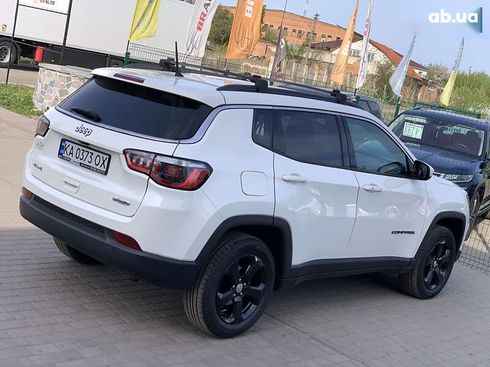 Jeep Compass 2018 - фото 15