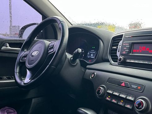 Kia Sportage 2016 белый - фото 15