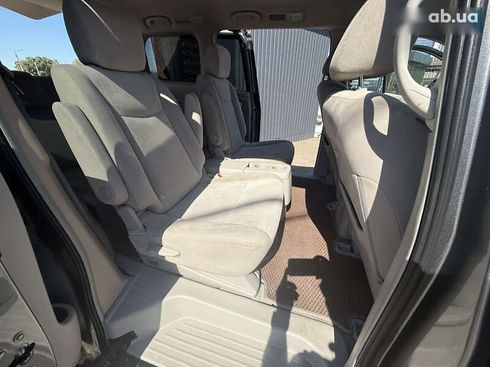 Nissan Quest 2016 - фото 18