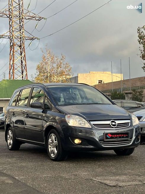 Opel Zafira 2008 - фото 4
