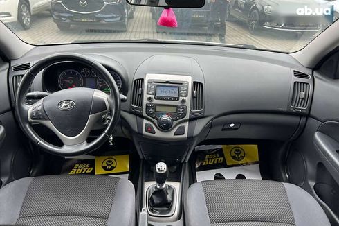Hyundai i30 2010 - фото 11