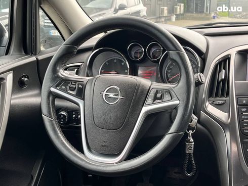 Opel Astra 2011 черный - фото 18