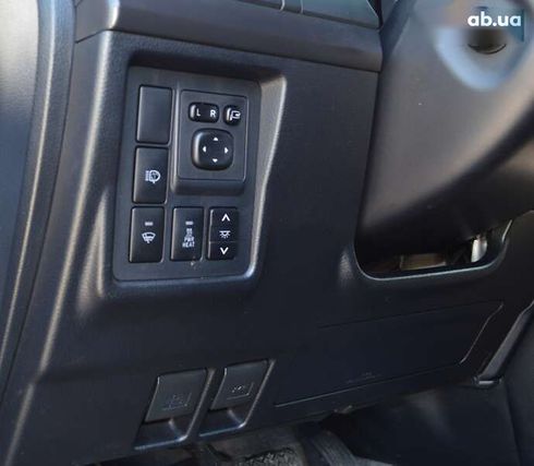 Toyota Land Cruiser Prado 2012 - фото 21