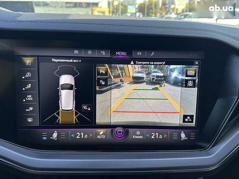 Volkswagen Touareg 2018 - фото 27