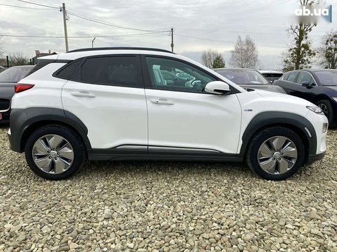 Hyundai Kona Electric 2021 - фото 22