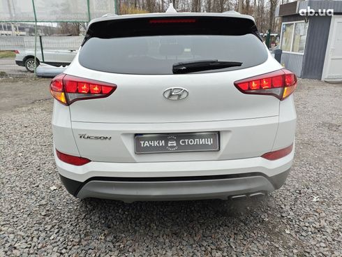 Hyundai Tucson 2018 белый - фото 7