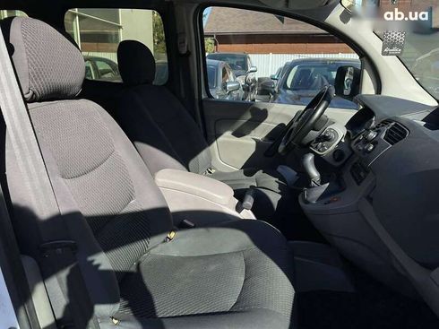 Renault Kangoo 2010 - фото 19