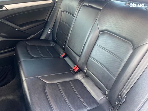 Volkswagen passat b7 2012 черный - фото 11