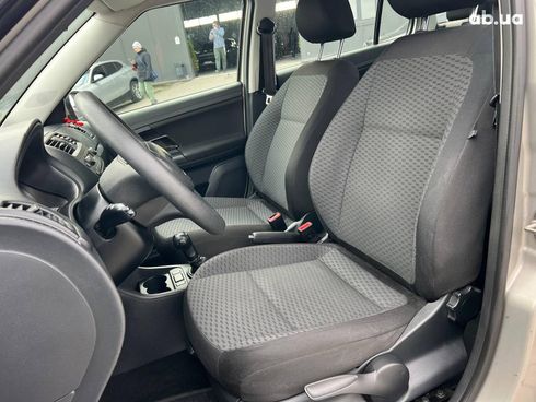 Skoda Fabia 2010 серый - фото 37