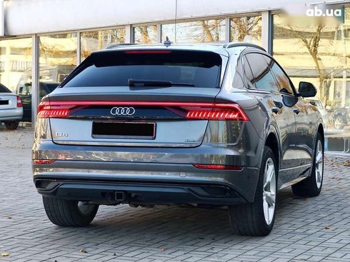 Audi Q8 2019 - фото 7