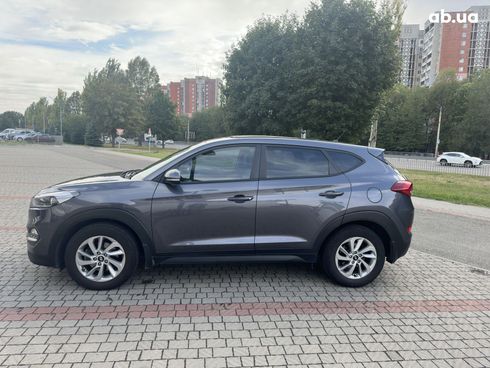 Hyundai Tucson 2017 серый - фото 5