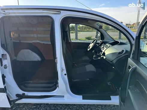 Renault Kangoo 2019 - фото 29