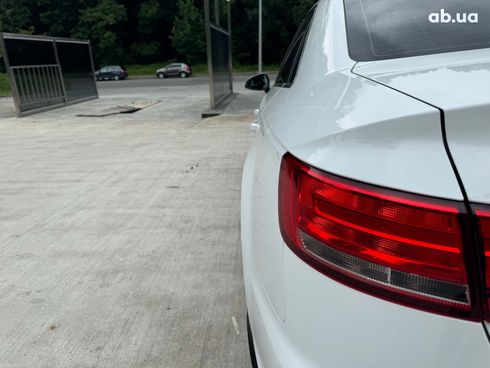 Audi A4 2017 белый - фото 9