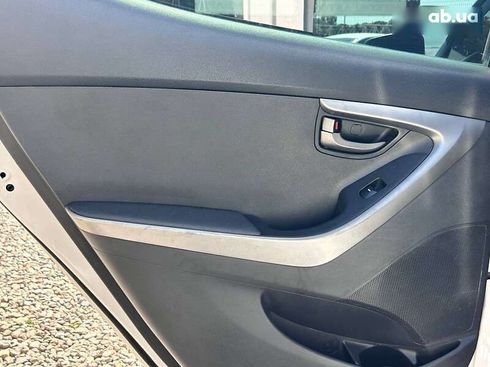 Hyundai Elantra 2013 - фото 24