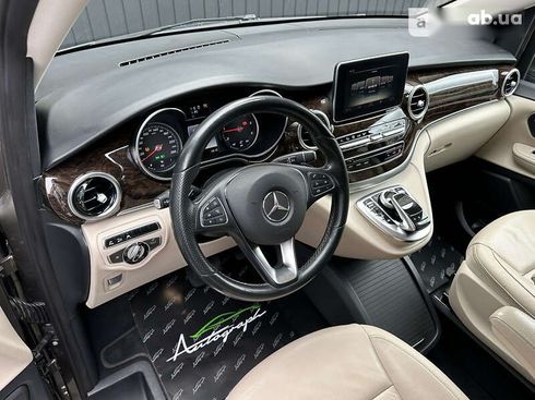 Mercedes-Benz V-Класс 2016 - фото 26