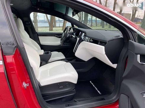 Tesla Model X 2019 - фото 11