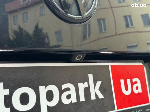 Volkswagen Touareg 2012 черный - фото 12