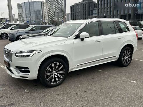 Volvo XC90 2021 - фото 17