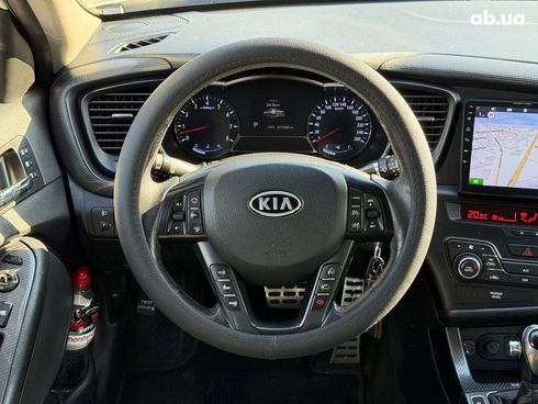 Kia Optima 2012 белый - фото 12