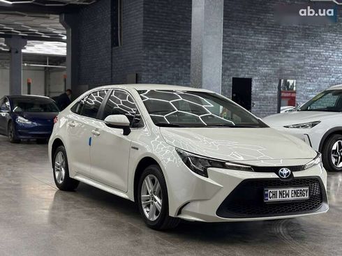 Toyota Corolla 2019 - фото 3