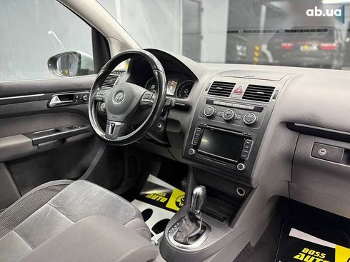 Volkswagen Touran 2012 - фото 7