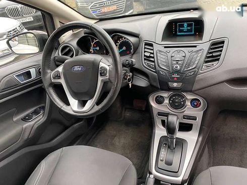 Ford Fiesta 2015 - фото 10