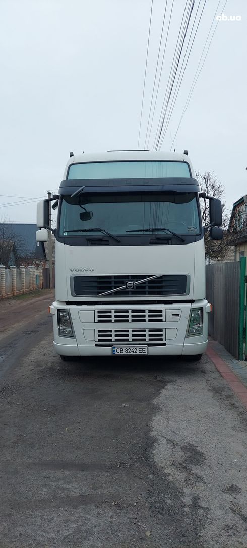 Volvo FH 13 2007 белый - фото 9