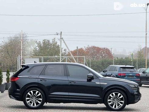 Volkswagen Touareg 2020 - фото 3