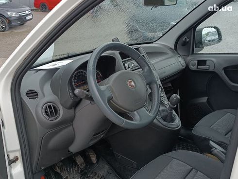 Fiat Panda 2011 белый - фото 11