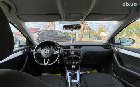 Skoda Octavia 2019 - фото 9