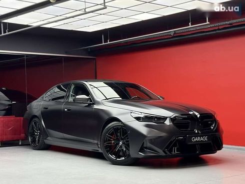 BMW M5 2025 - фото 13