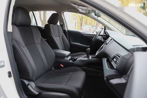 Subaru Outback 2021 - фото 10
