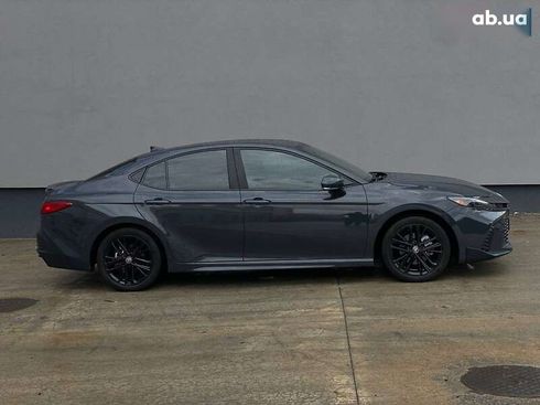 Toyota Camry 2024 - фото 12