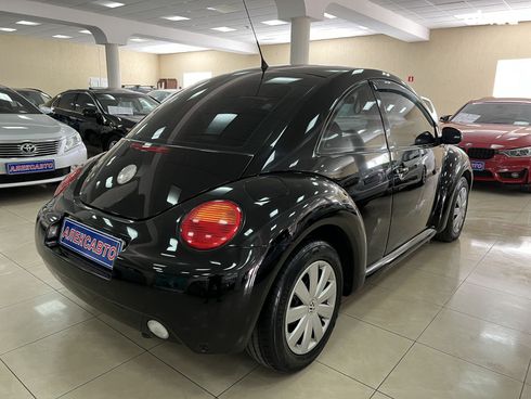 Volkswagen Beetle 2002 черный - фото 16
