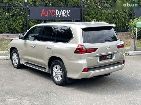 Lexus LX 2016 - фото 11