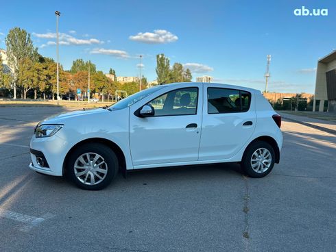 Renault Sandero 2021 белый - фото 3