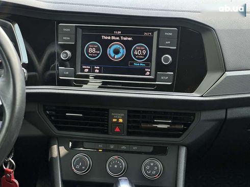 Volkswagen Jetta 2019 - фото 25